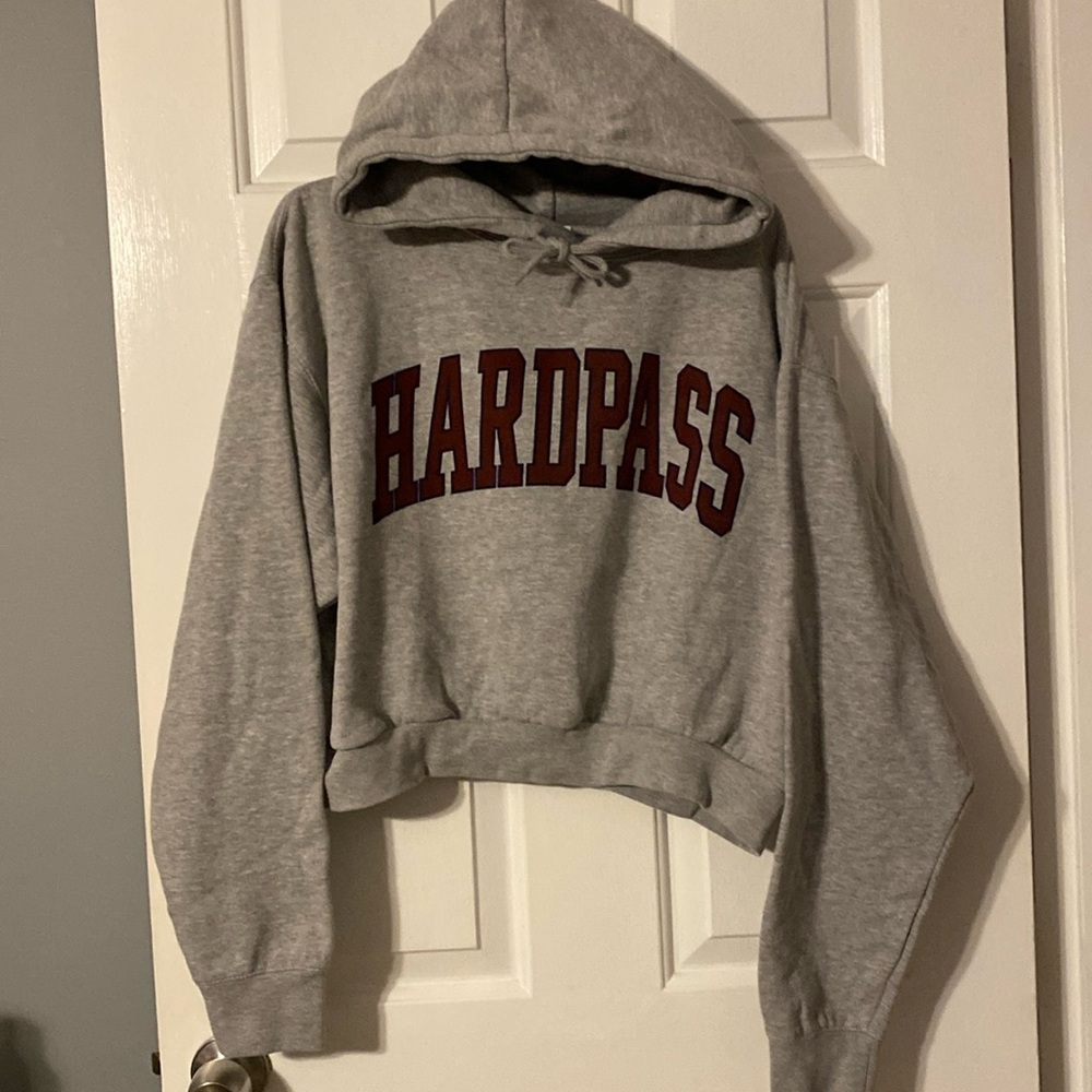 Megan Batoon crop sweatshirt